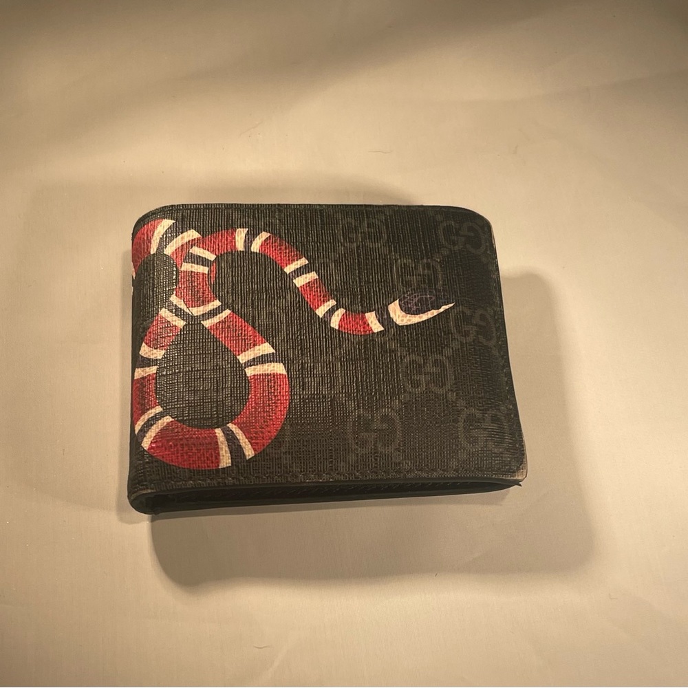 Gucci Kingsnake Print GG Supreme Wallet, Black, GG Canvas with controllato card